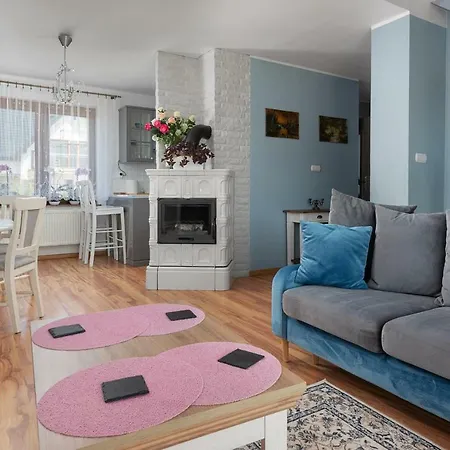 Habitat Apartment *